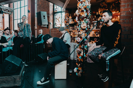 BRING ME THE HORIZON SIGNING - GALLERY