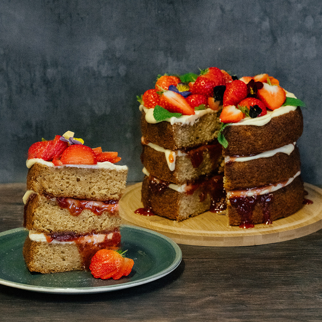 PRE-ORDER: Victoria Sponge Cake