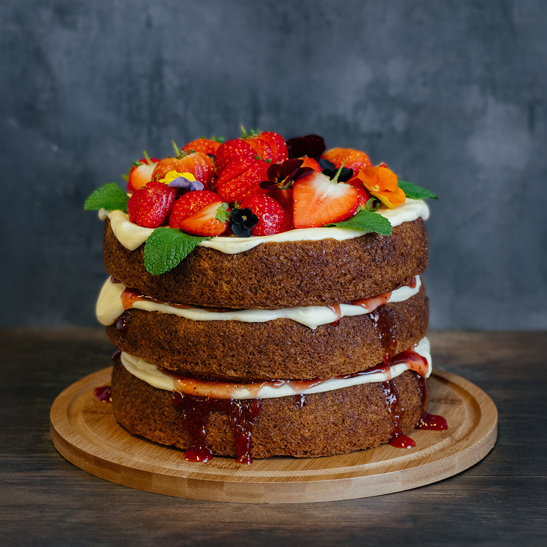 PRE-ORDER: Victoria Sponge Cake